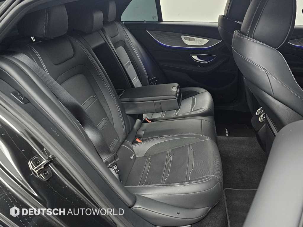 Mercedes Benz AMG GT - Vista 12