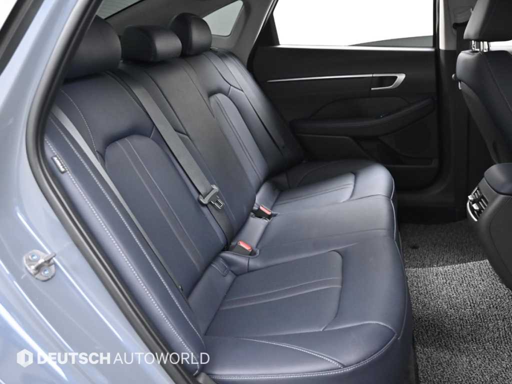 HYUNDAI Sonata - Vista 12