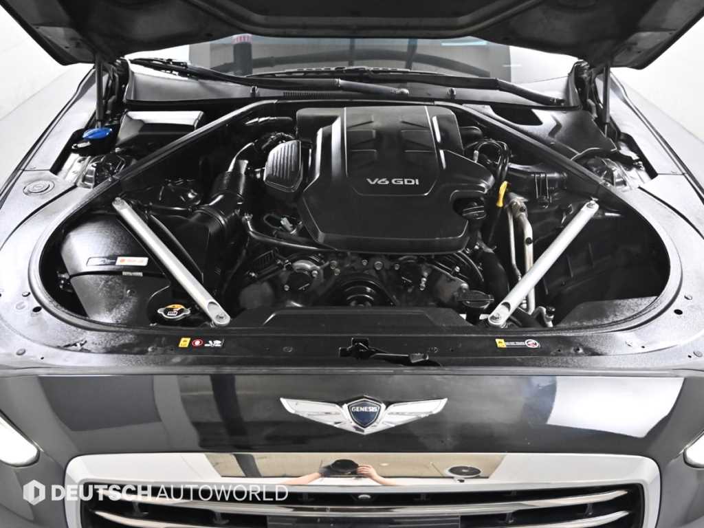 Genesis EQ900 - Vista 6