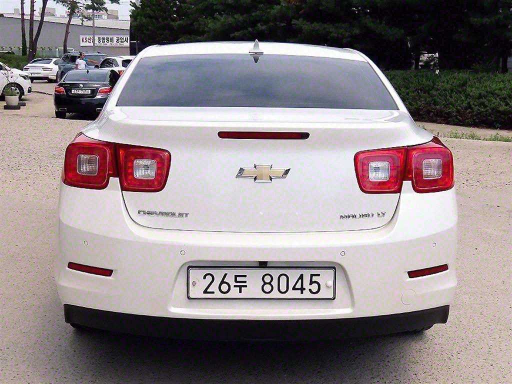 Chevrolet Malibu - Vista 4