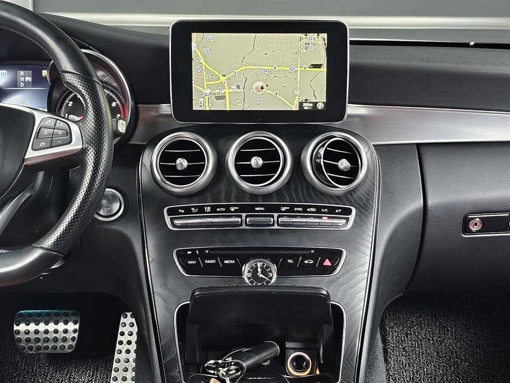 Mercedes Benz C Class 2017 Blanco - Importación desde Corea - HF Imports Iquique - Foto 14