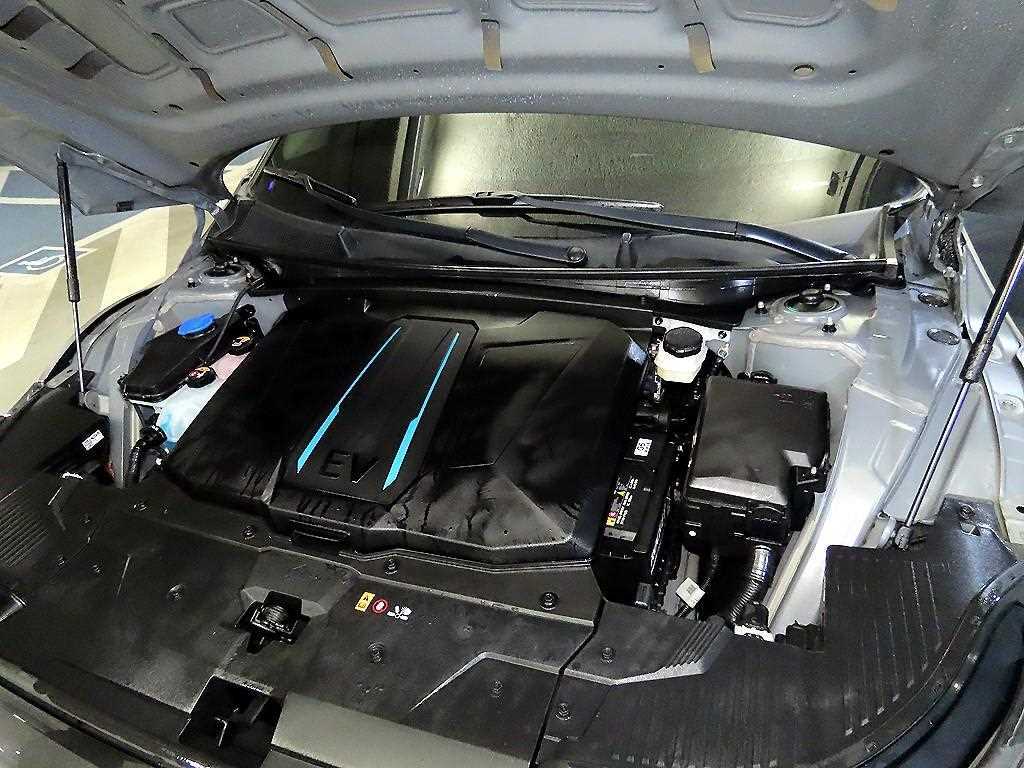 HYUNDAI Ioniq 5 2023 Gris - Importación desde Corea - HF Imports Iquique - Foto 19