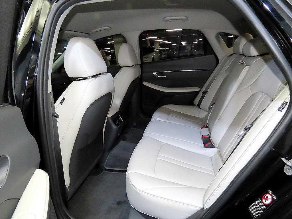 HYUNDAI Sonata - Vista 7