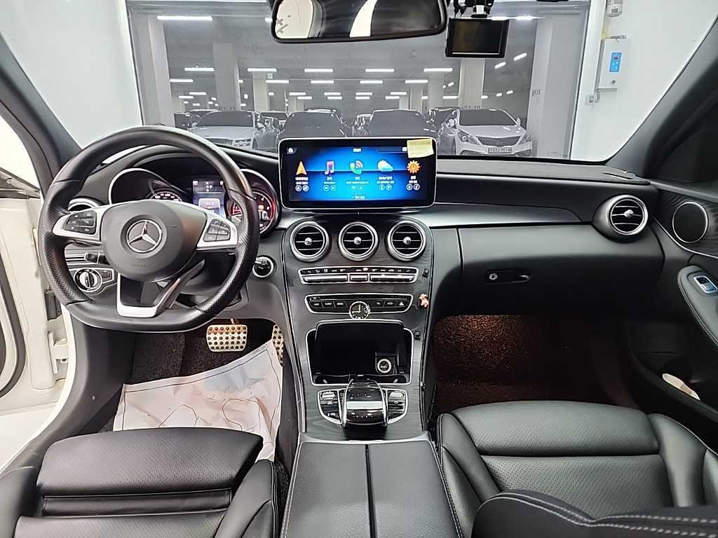 Mercedes Benz C Class - Vista 7