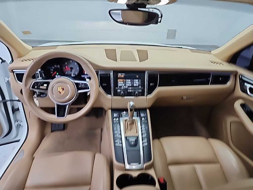 Porsche Macan - Vista 6