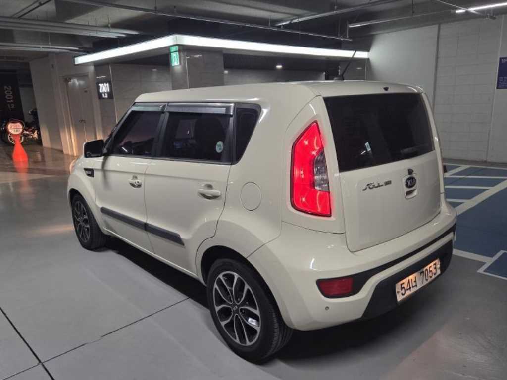 KIA Soul - Vista 6