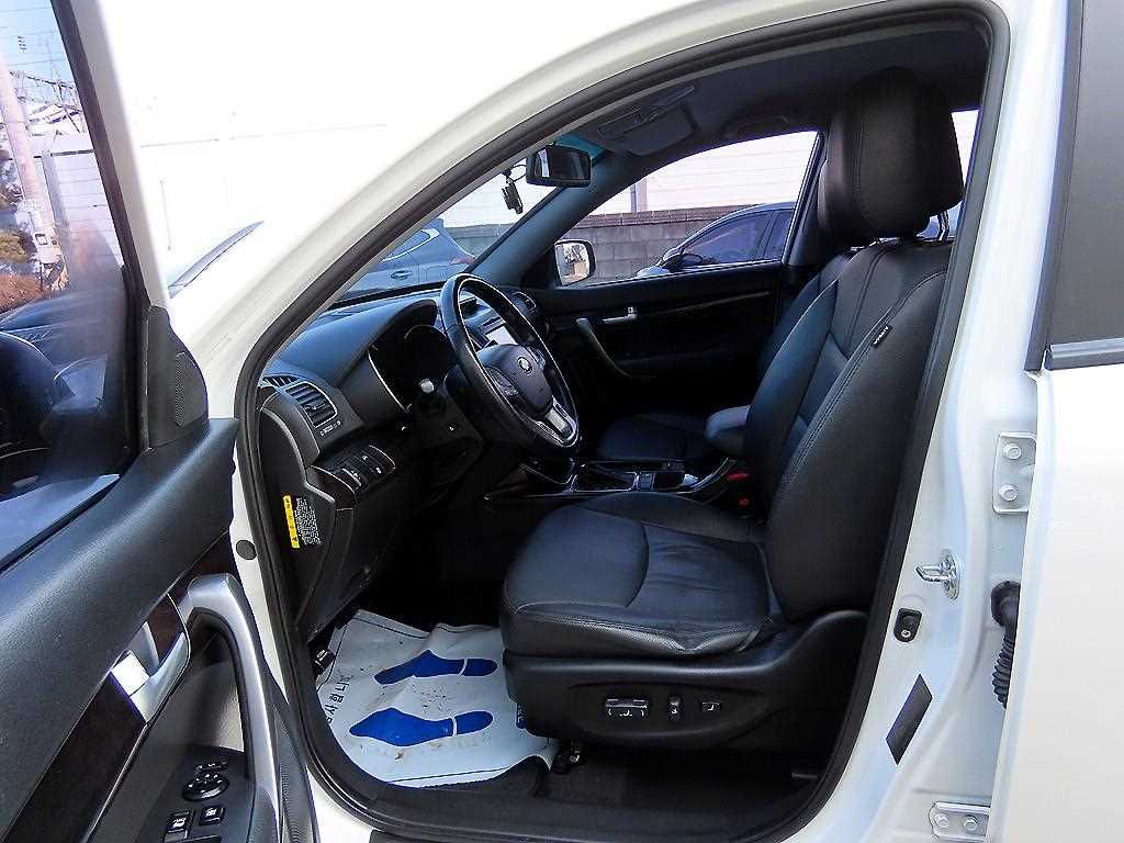 KIA Sorento - Vista 5