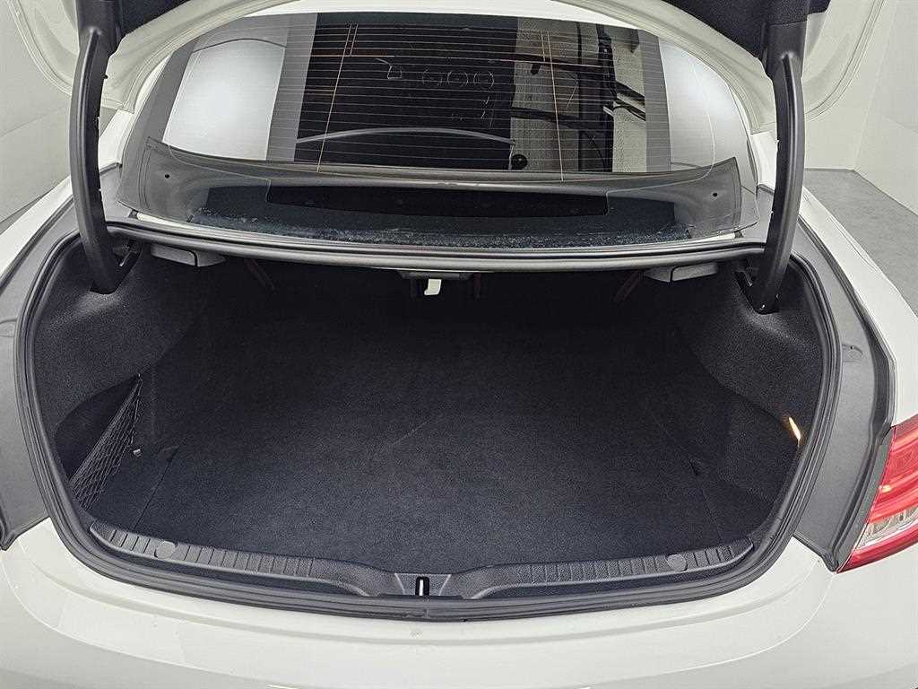 Mercedes Benz C Class 2017 Blanco - Importación desde Corea - HF Imports Iquique - Foto 20