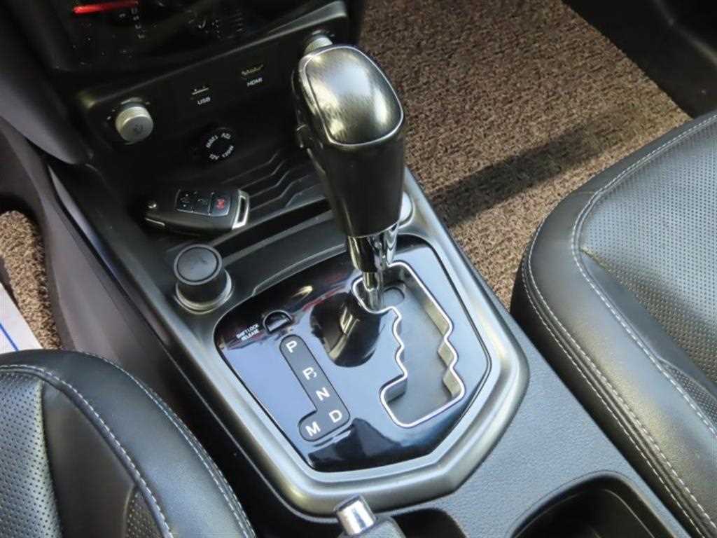 Ssangyong Tivoli - Vista 6