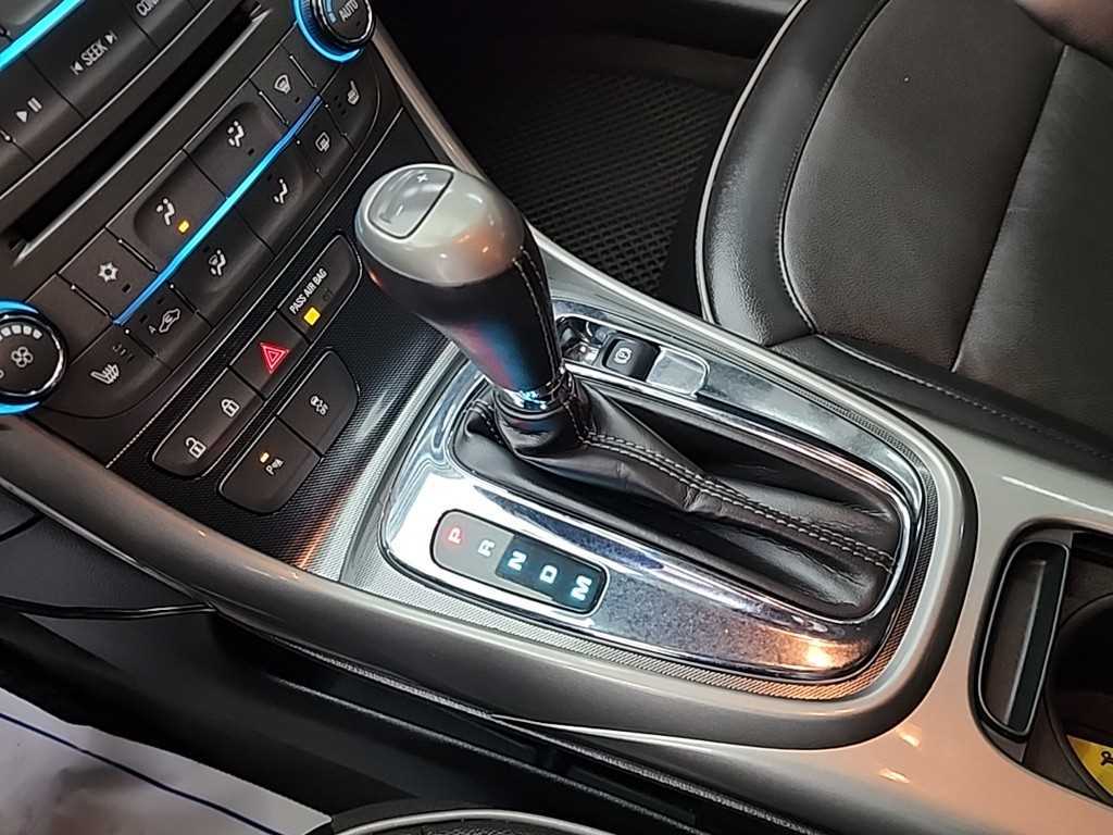 Chevrolet Malibu - Vista 8