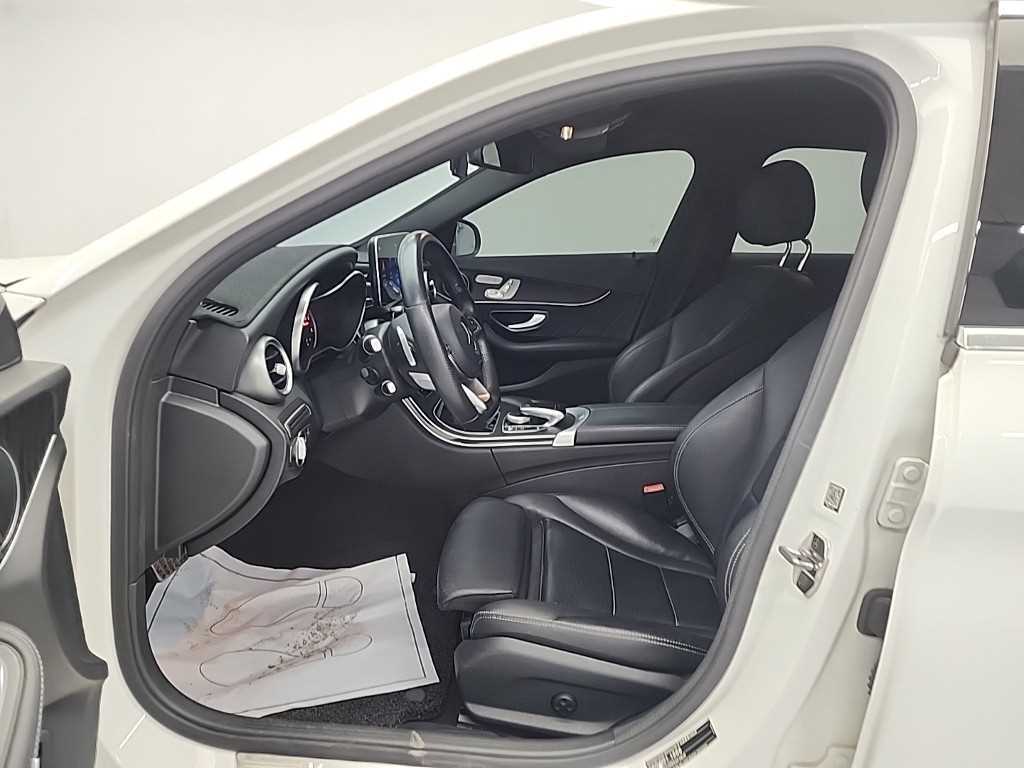 Mercedes Benz C Class - Vista 11