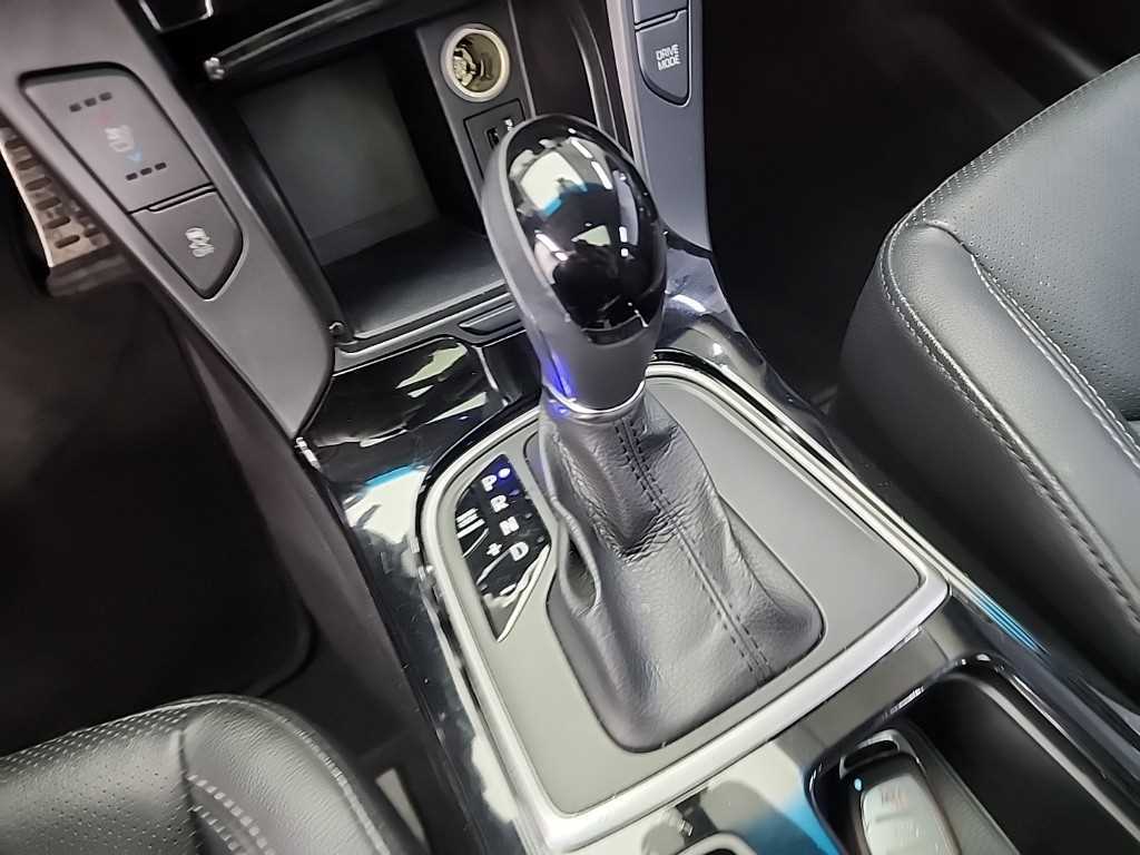 HYUNDAI i40 - Vista 8