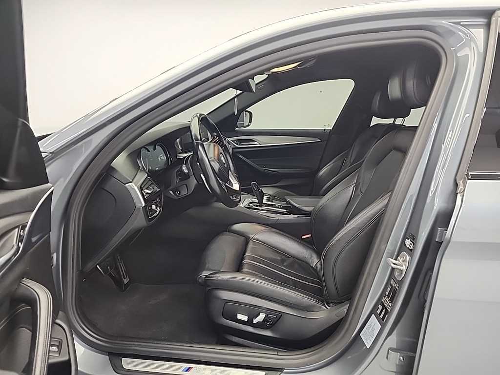 BMW 5 Series - Vista 11