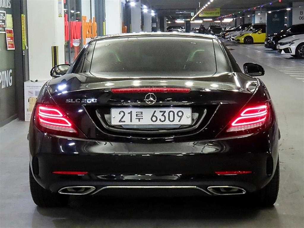 Mercedes Benz SLC Class - Vista 5