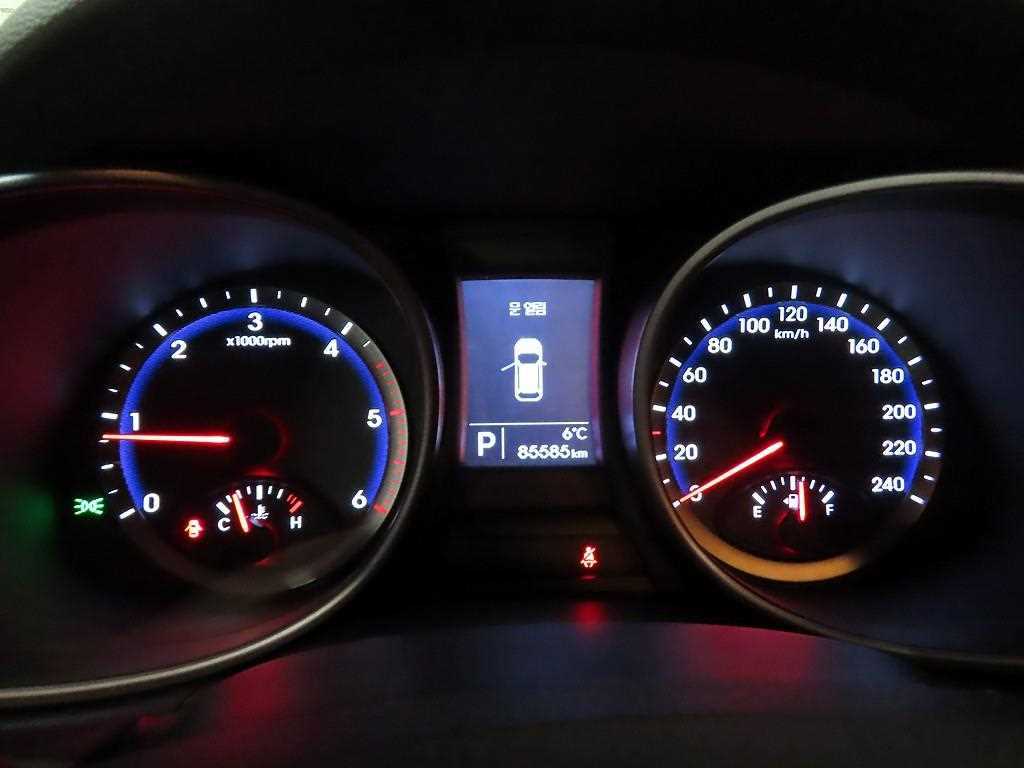 HYUNDAI Santa Fe - Vista 6