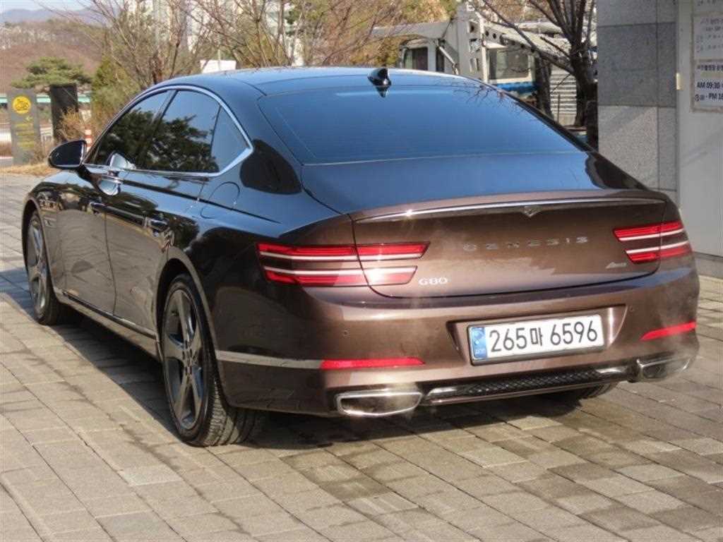 Genesis G80 - Vista 4