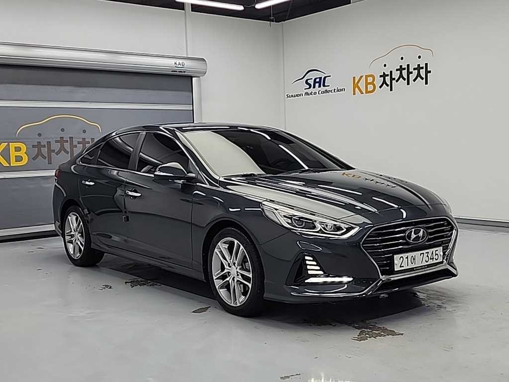 HYUNDAI Sonata - Vista 4