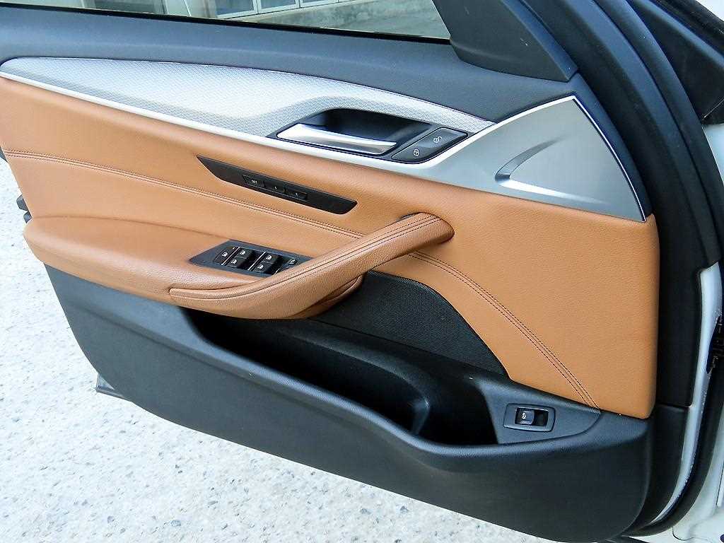 BMW 5 Series - Vista 12