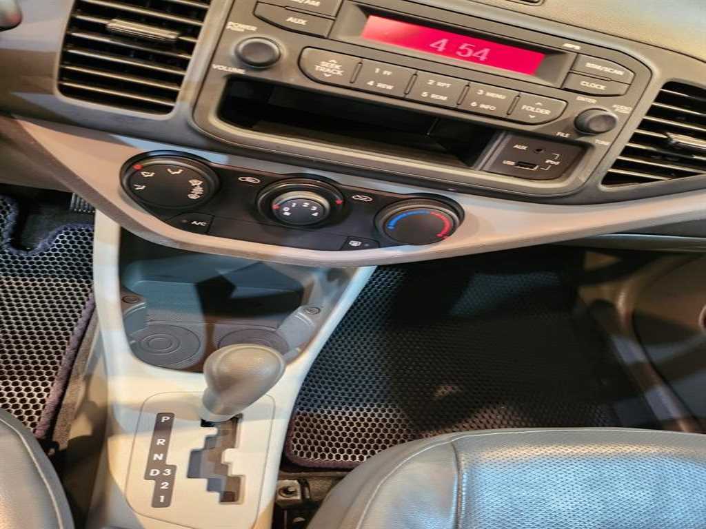 KIA Morning - Vista 12