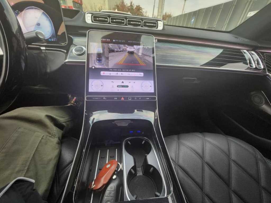 Mercedes Benz S Class - Vista 9