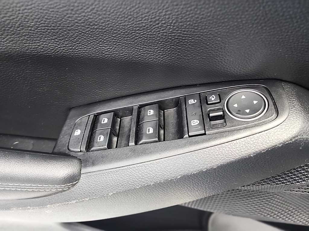 KIA Seltos 2022 Blanco - Importación desde Corea - HF Imports Iquique - Foto 15