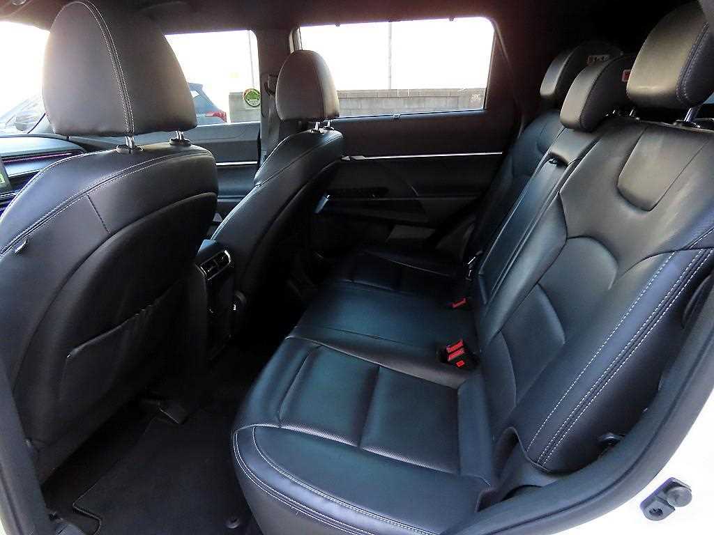 Ssangyong Torres - Vista 6