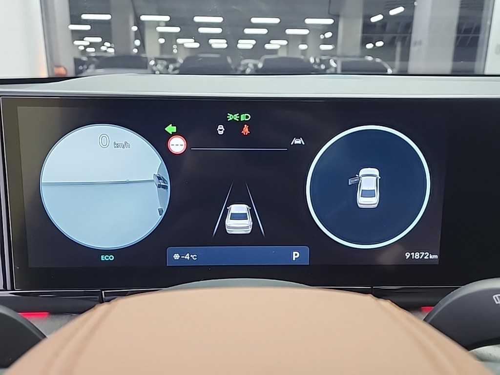 HYUNDAI Grandeur - Vista 6