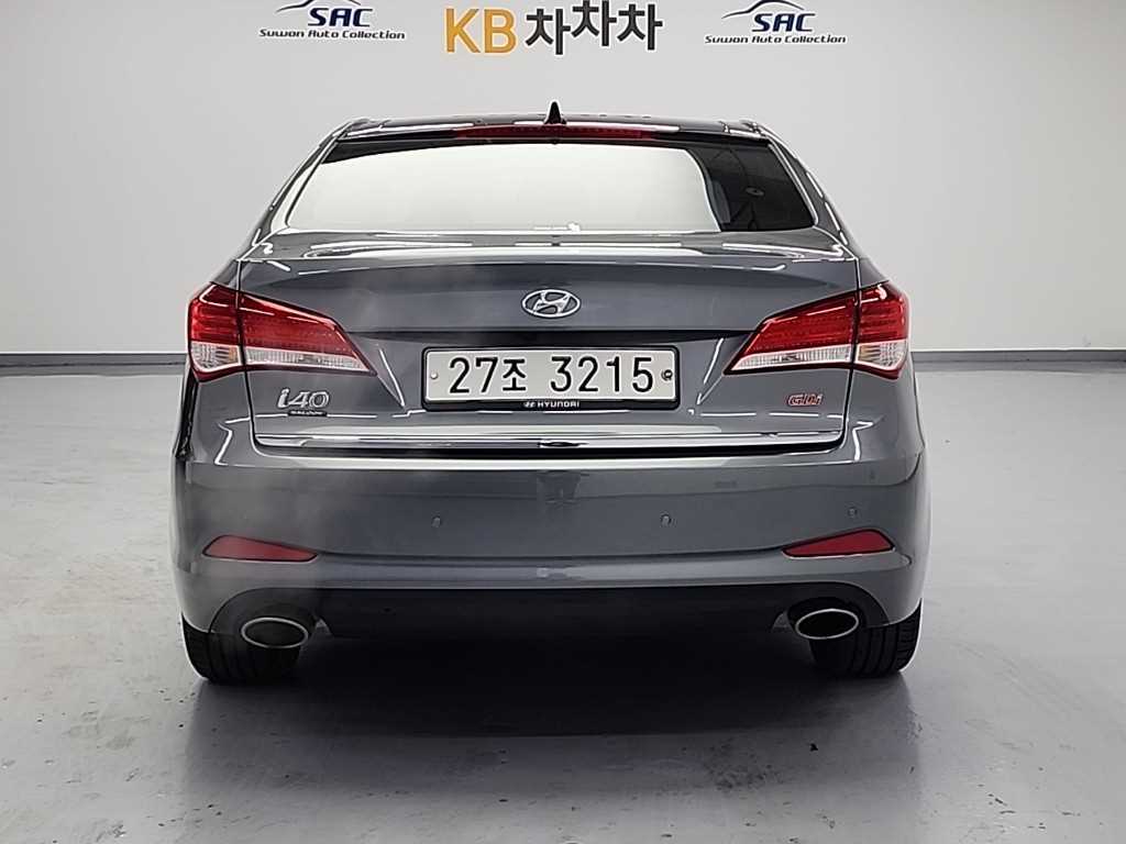 HYUNDAI i40 - Vista 3