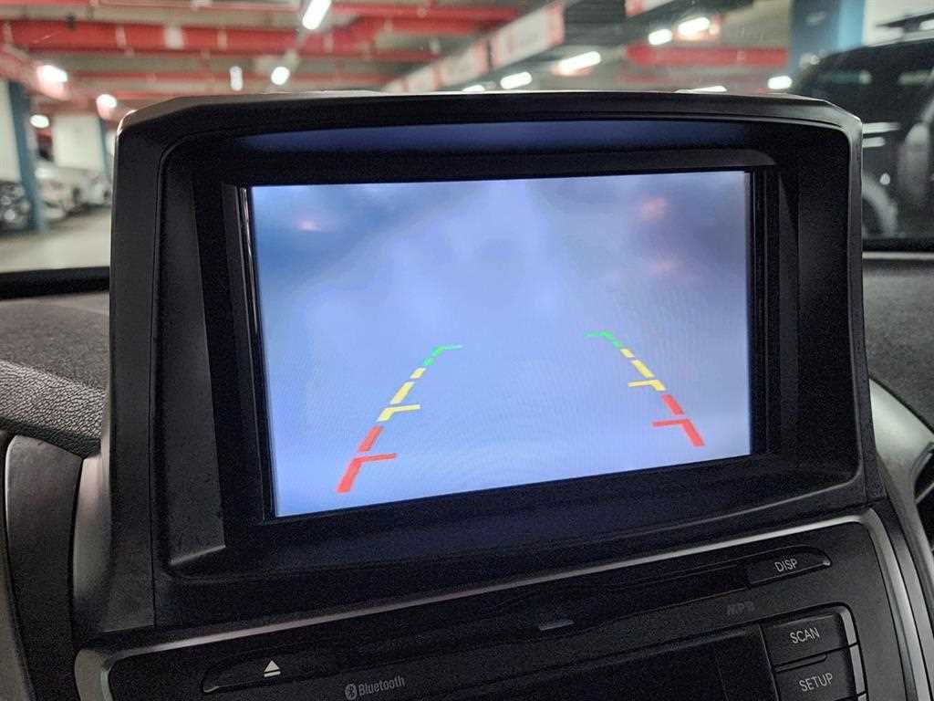 HYUNDAI Avante - Vista 12