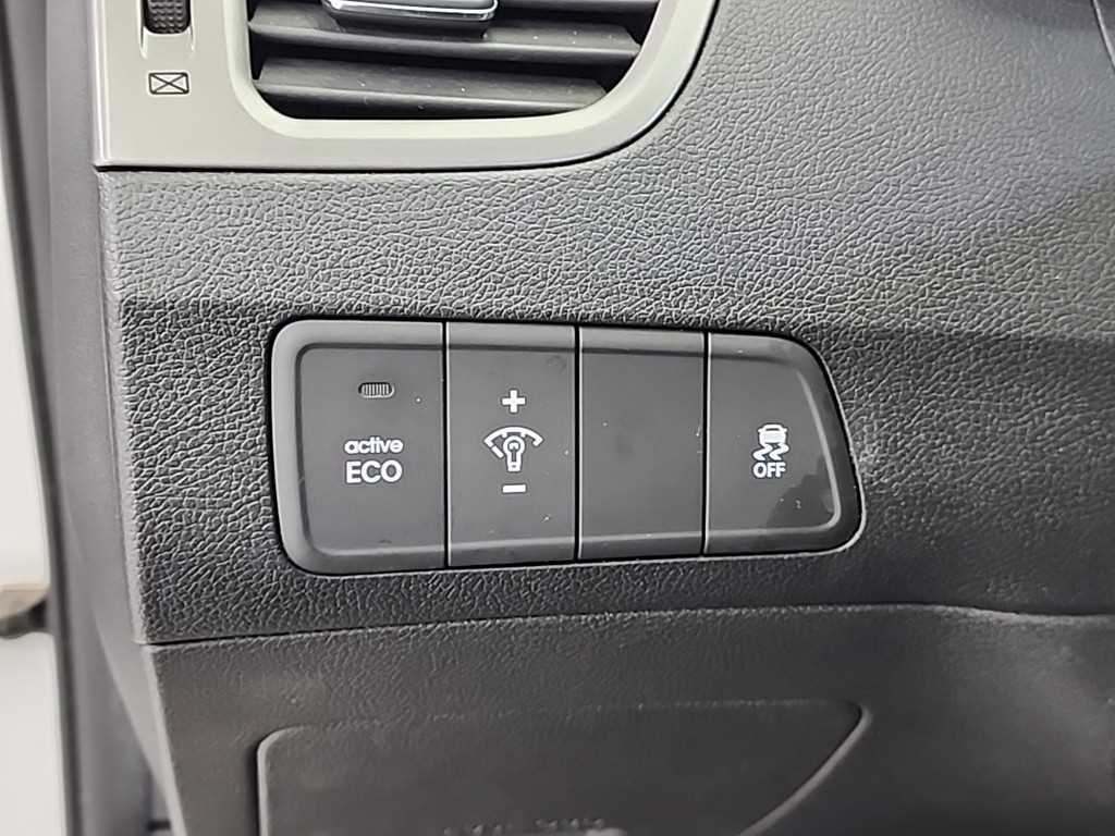 HYUNDAI Avante 2012 Blanco - Importación desde Corea - HF Imports Iquique - Foto 17