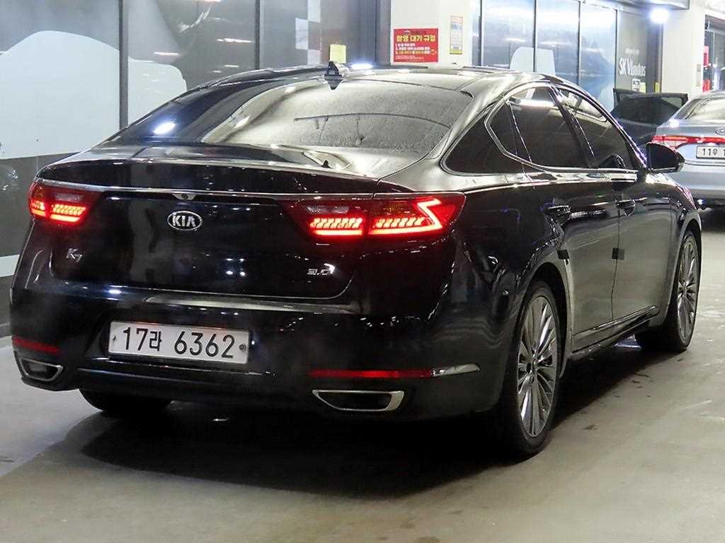 KIA K7 - Vista 4
