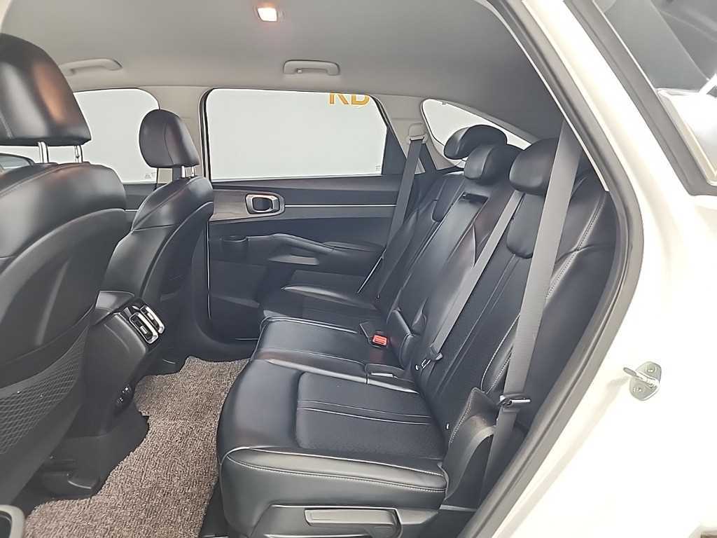 KIA Sorento - Vista 12