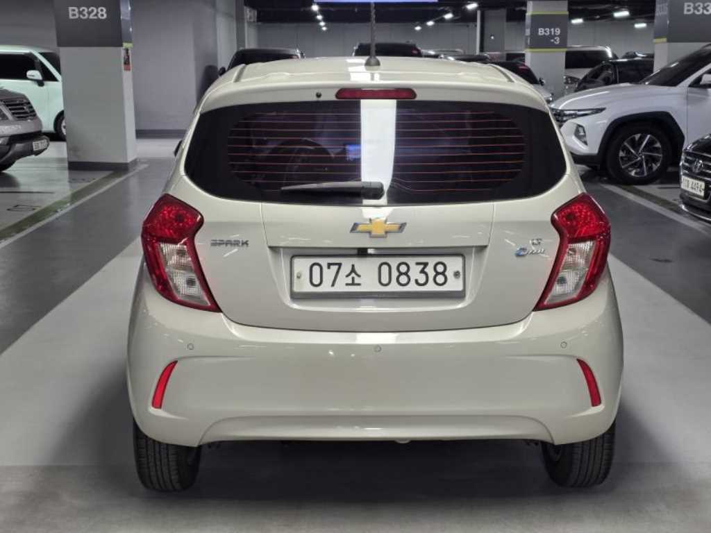 Chevrolet Spark - Vista 4