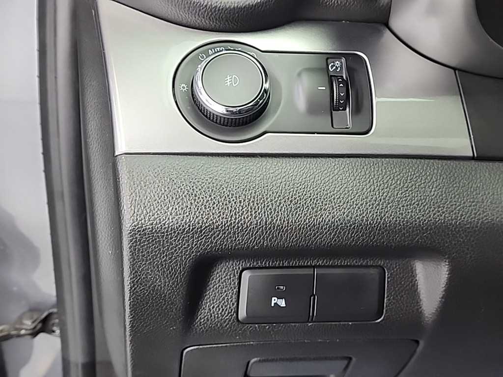 Chevrolet Orlando 2016 Gris - Importación desde Corea - HF Imports Iquique - Foto 19