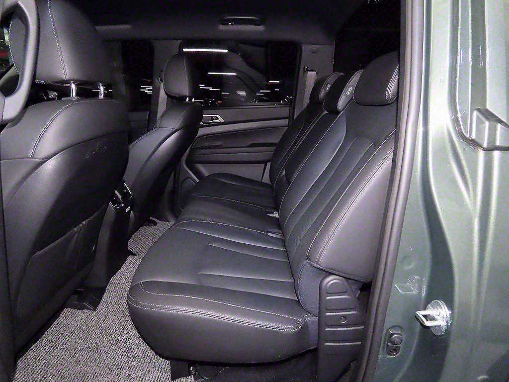 Ssangyong Rexton - Vista 7