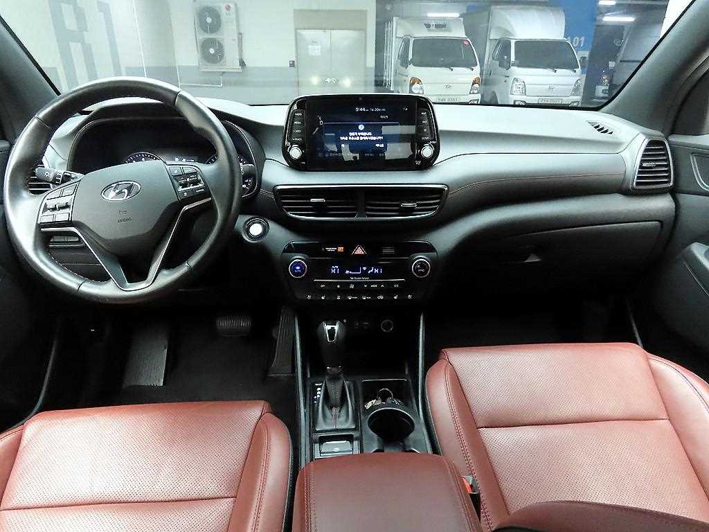 HYUNDAI Tucson - Vista 9