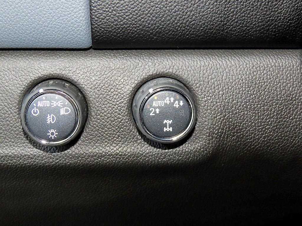 Chevrolet ?Colorado 2021 Negro - Importación desde Corea - HF Imports Iquique - Foto 14