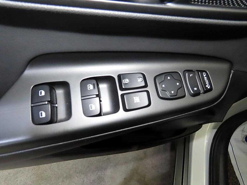 HYUNDAI Kona 2018 Blanco - Importación desde Corea - HF Imports Iquique - Foto 13