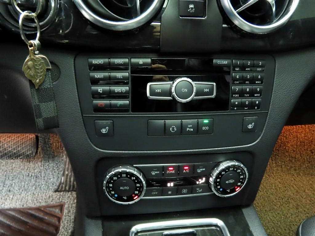 Mercedes Benz GLK Class - Vista 8
