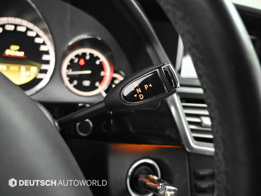 Mercedes Benz E class - Vista 9