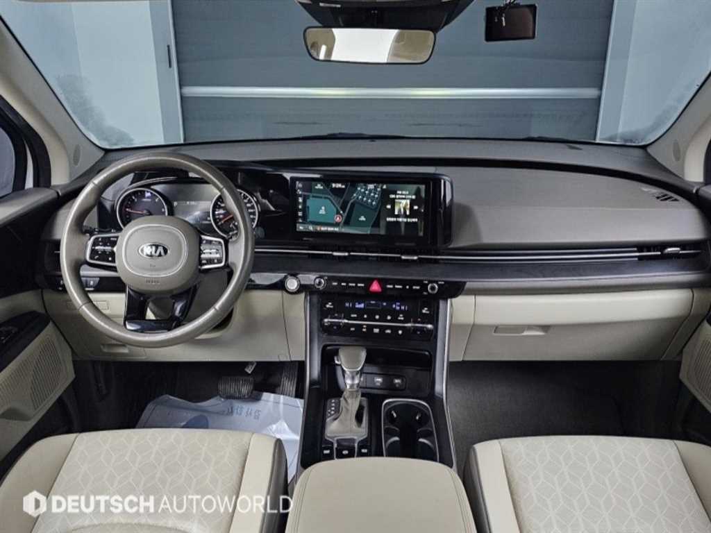 KIA Carnival - Vista 7