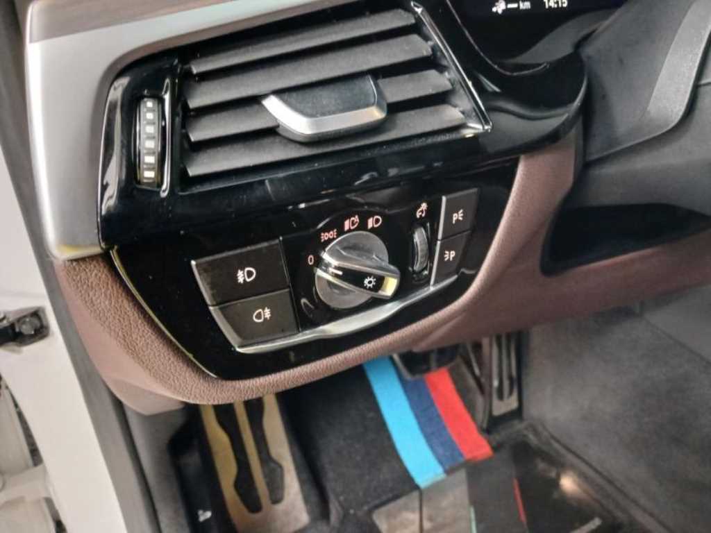 BMW 5 Series - Vista 9