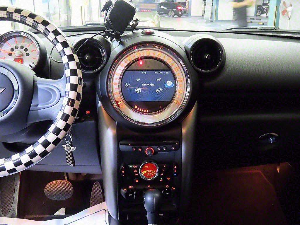 Mini Countryman - Vista 11