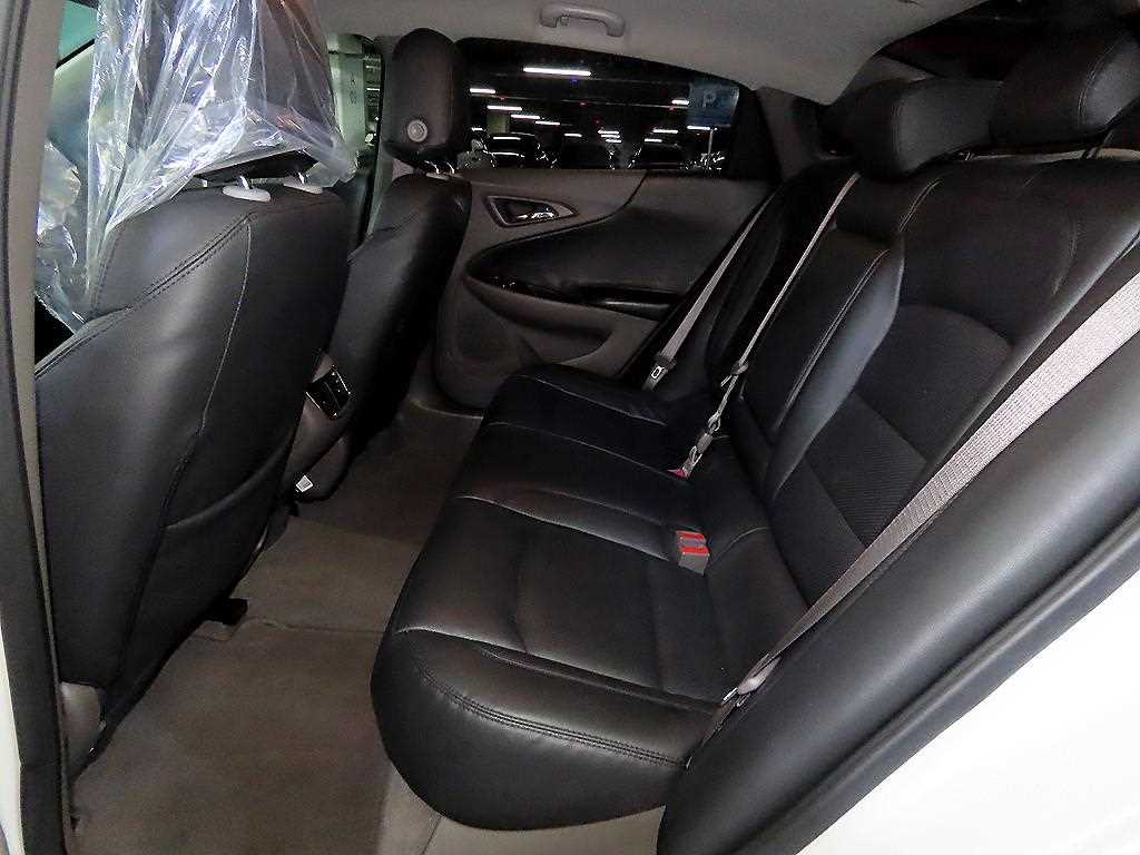 Chevrolet Malibu - Vista 7