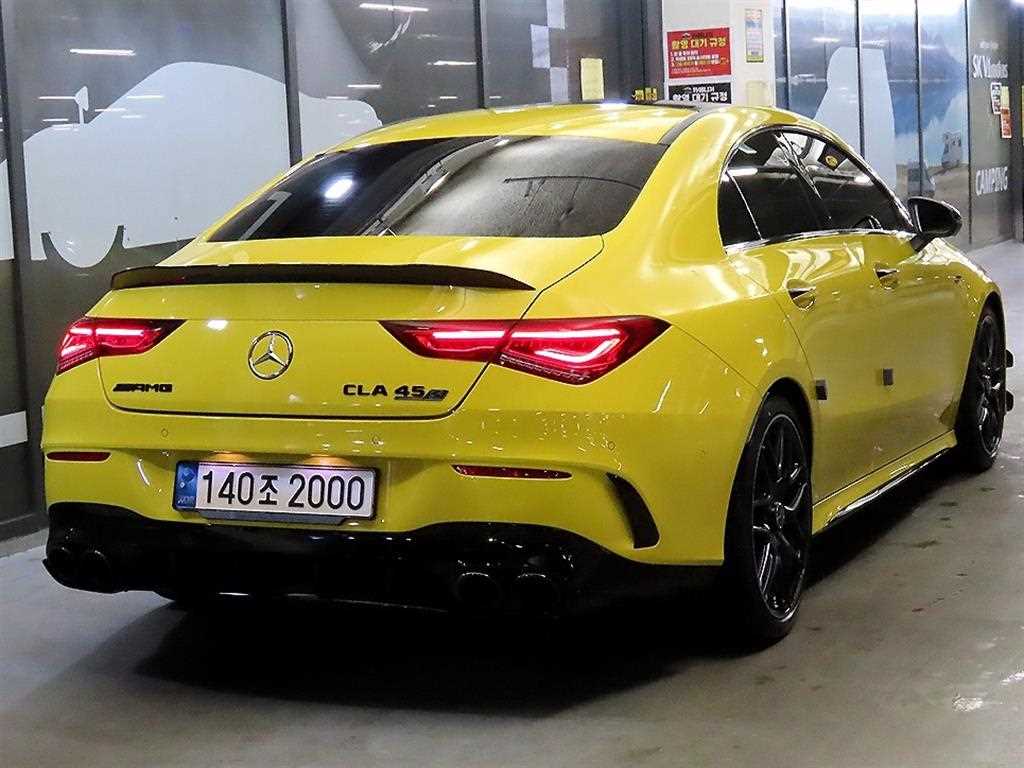 Mercedes Benz CLA Class - Vista 4