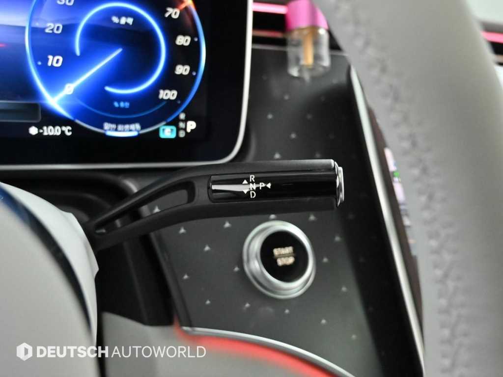 Mercedes Benz EQE - Vista 9