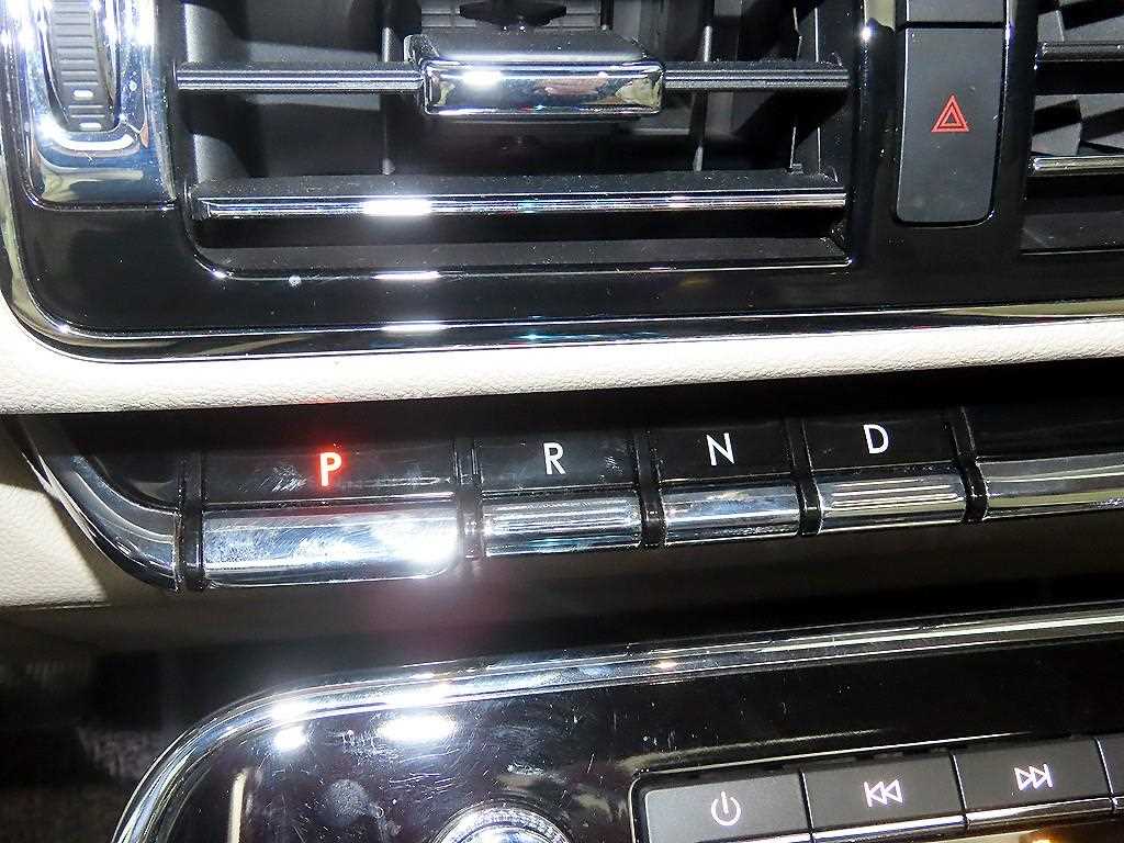 Lincoln Navigator - Vista 12