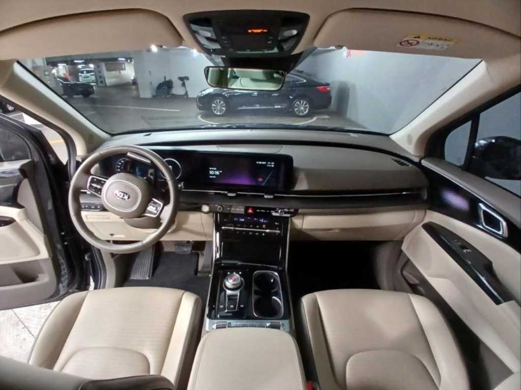 KIA Carnival - Vista 6