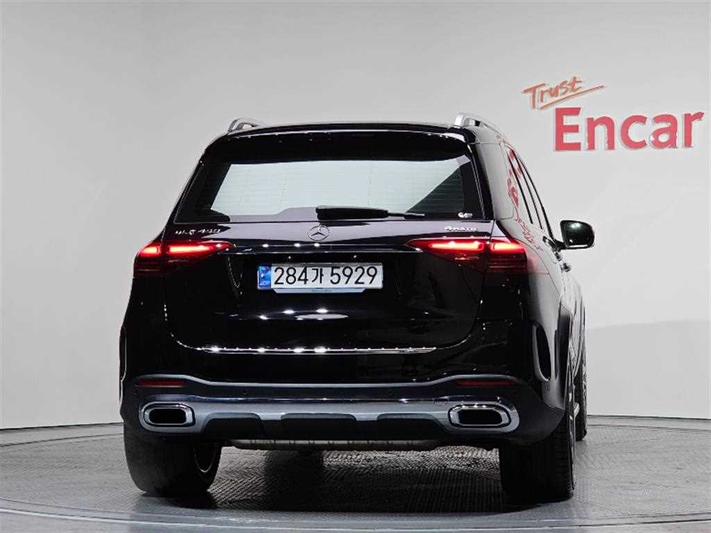 Mercedes Benz GLE Class - Vista 4