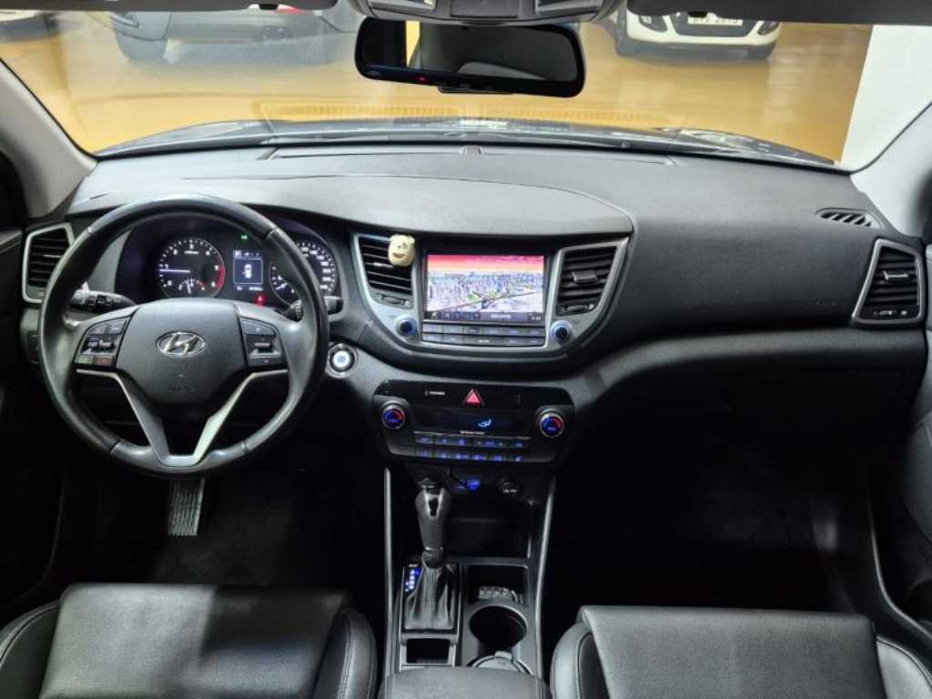 HYUNDAI Tucson - Vista 11